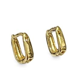 BRINCO ARGOLA RETANGULAR LISA