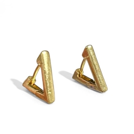 BRINCO ARGOLA TRINGULO LISA