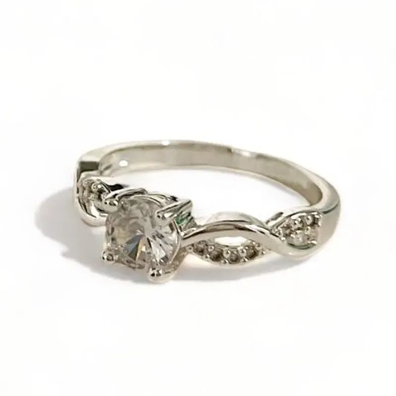 ANEL TRANÇADO PEDRA ZIRCONIA CRISTAL