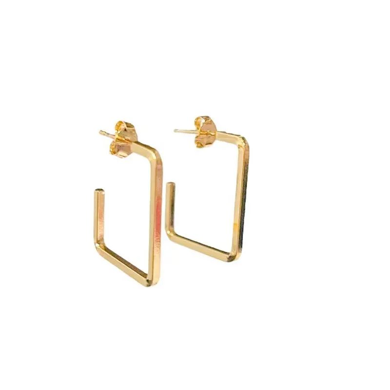 BRINCO ARGOLA QUADRADA LISA