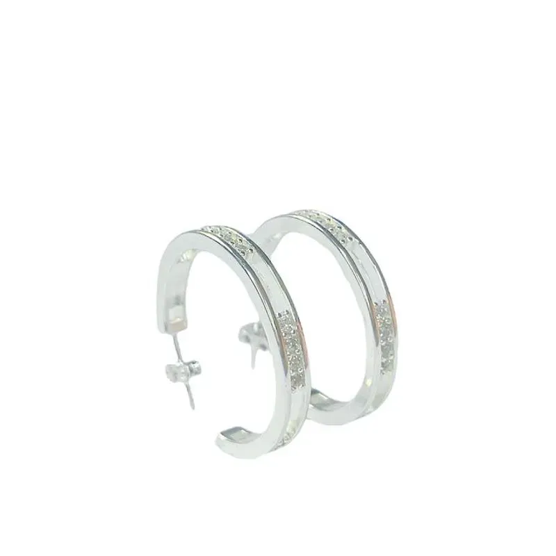 BRINCO ARGOLA VAZADA ZIRCONIA CRISTAL