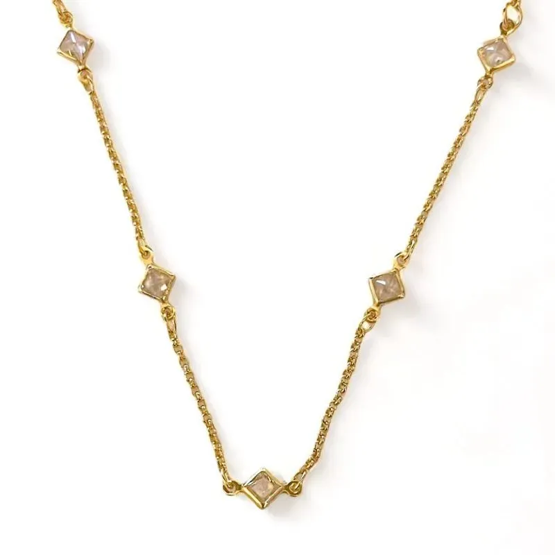 COLAR CHOKER QUADRADO CRISTAIS