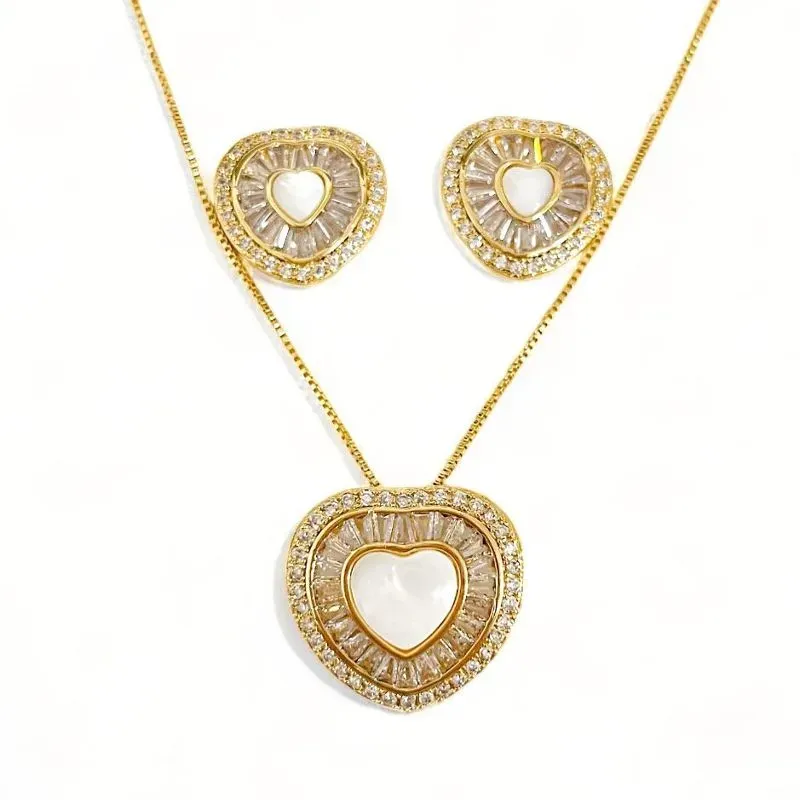CONJUNTO CORAÇÃO PEDRA MADREPEROLA BAGUETE ZIRCONIA CRISTAL