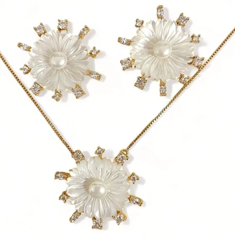 CONJUNTO FLOR MADREPEROLA ZIRCONIA CRISTAL