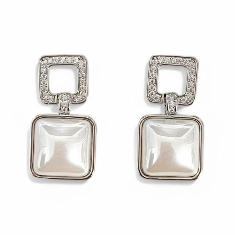 BRINCO PENDENTE QUADRADO PEROLA ZIRCONIA CRISTAL