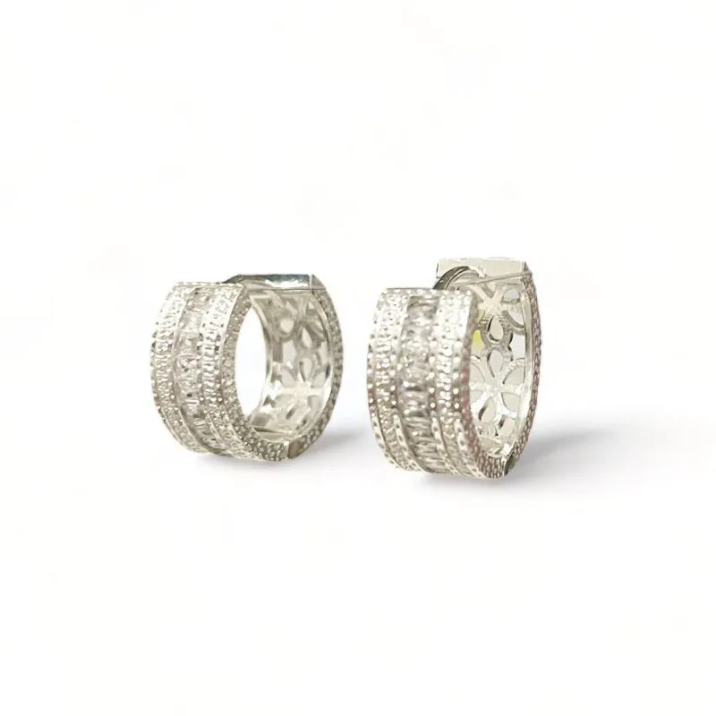BRINCO ARGOLA BAGUETE ZIRCONIA CRISTAL