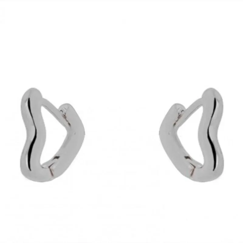 BRINCO ARGOLA CORACAO LISO M