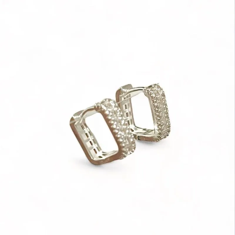 BRINCO ARGOLA QUADRADA ZIRCONIA CRISTAL