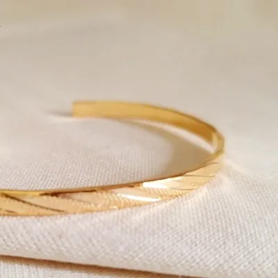 PULSEIRA BRACELETE DETALHES