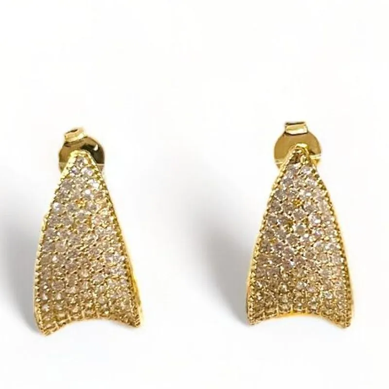 BRINCO TRIANGULO CONVEXO ZIRCONIA CRISTAL