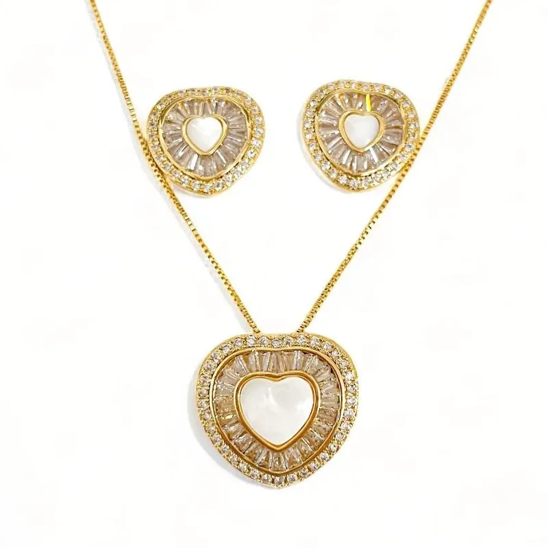 CONJUNTO CORAÇÃO PEDRA MADREPEROLA BAGUETE ZIRCONIA CRISTAL