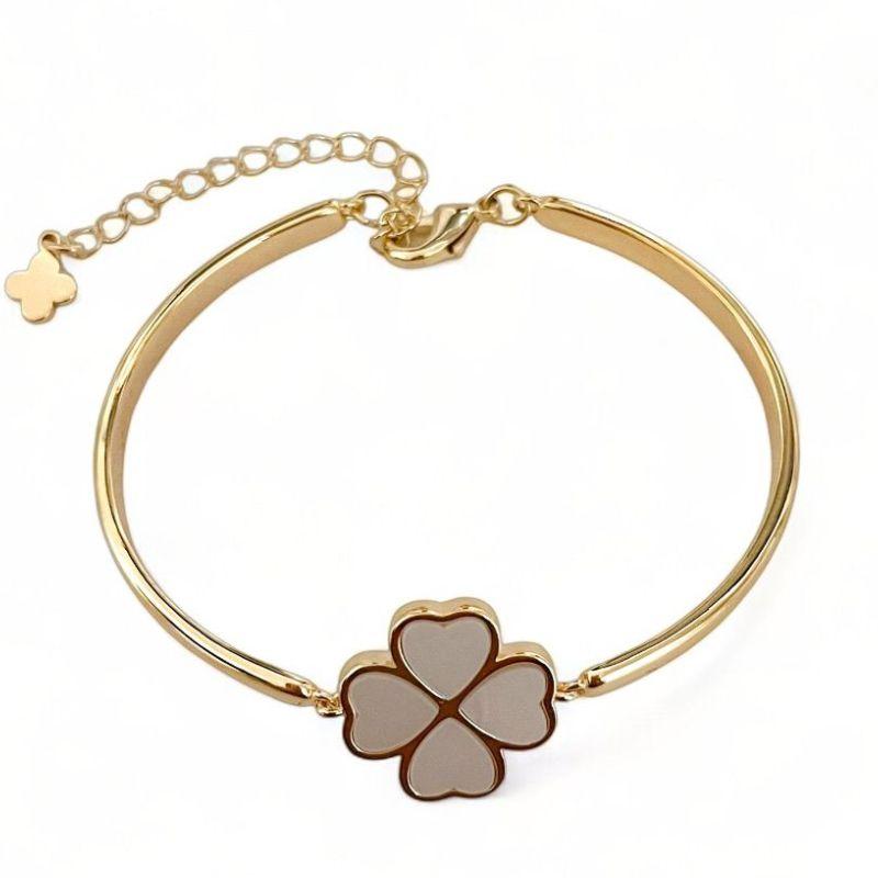 PULSEIRA BRACELETE TREVO MADREPEROLA